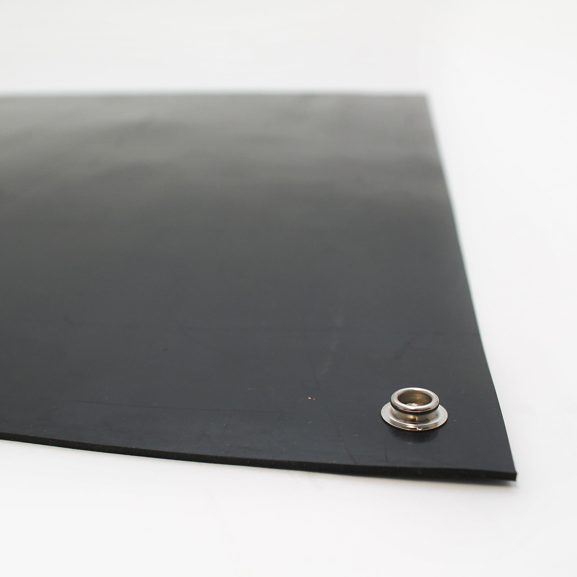 Close-up-corner-image-of-a-black- Conductive-neoprene-rubber-mat