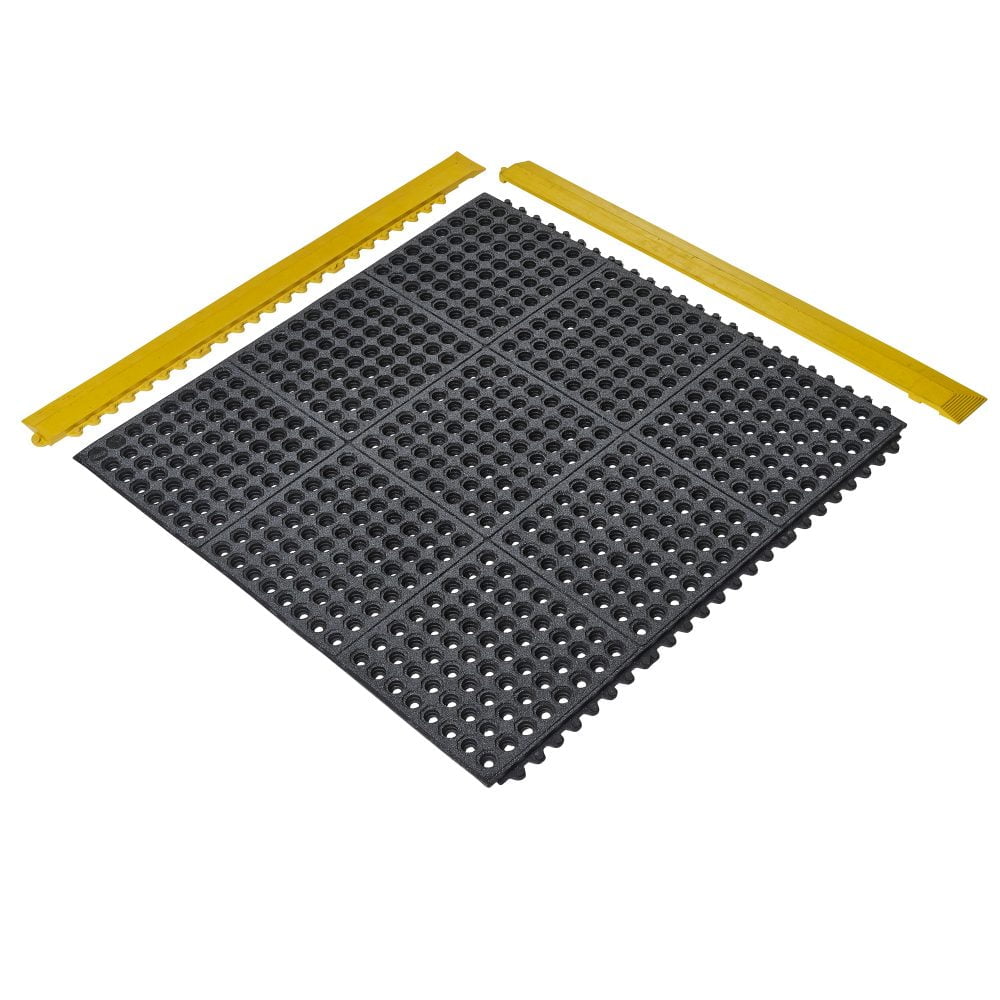 Isolated-image-of-a-fatigue-step-grit- top-mat-showing-optional-yellow- edges